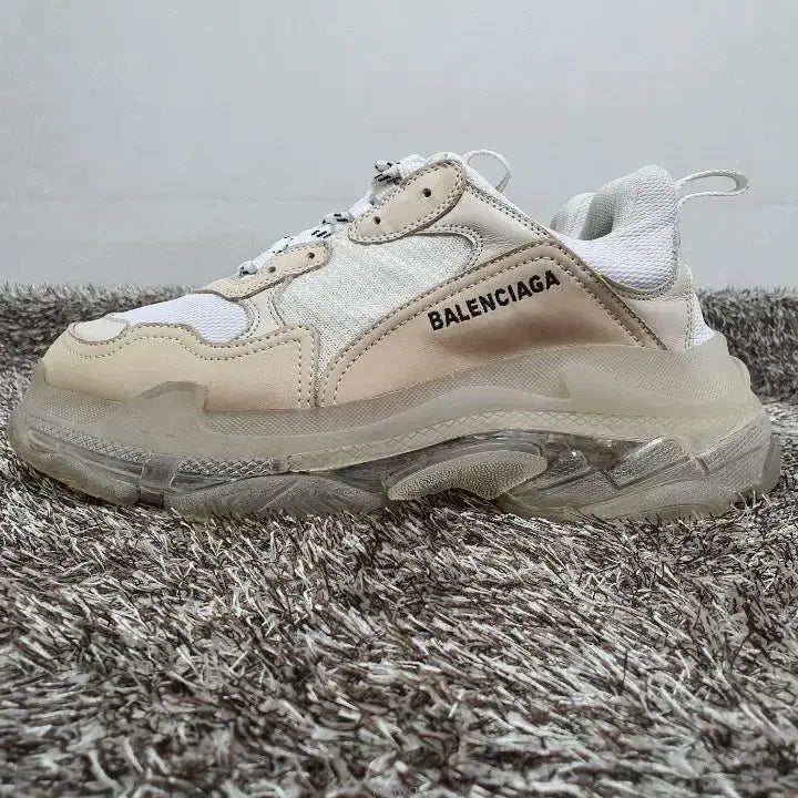 [BUNJANG] Balenciaga Triple S Sneakers Clear Sole White 43 (280) / 발렌시아가 트리플S 스니커즈 클리어솔 화이트 43(280)