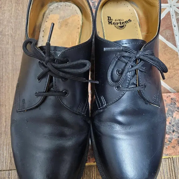 [SOLD OUT] 닥터마틴 1461 3홀  290사이즈