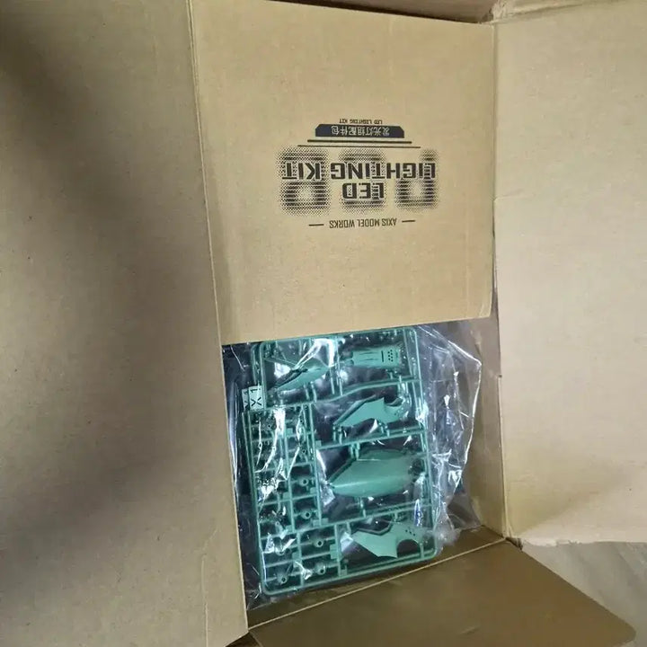 [SOLD OUT] 솔로몬모형 1/100 크샤트리아 미개봉 팝니다.