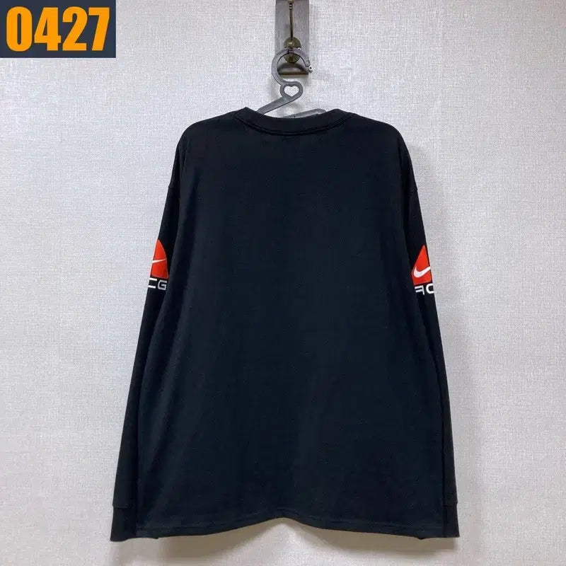 [BUNJANG] 105 NIKE ACG 나이키 빅로고 롱슬리브 티셔츠 XL / 105 NIKE ACG 나이키 빅로고 롱슬리브 티셔츠 XL