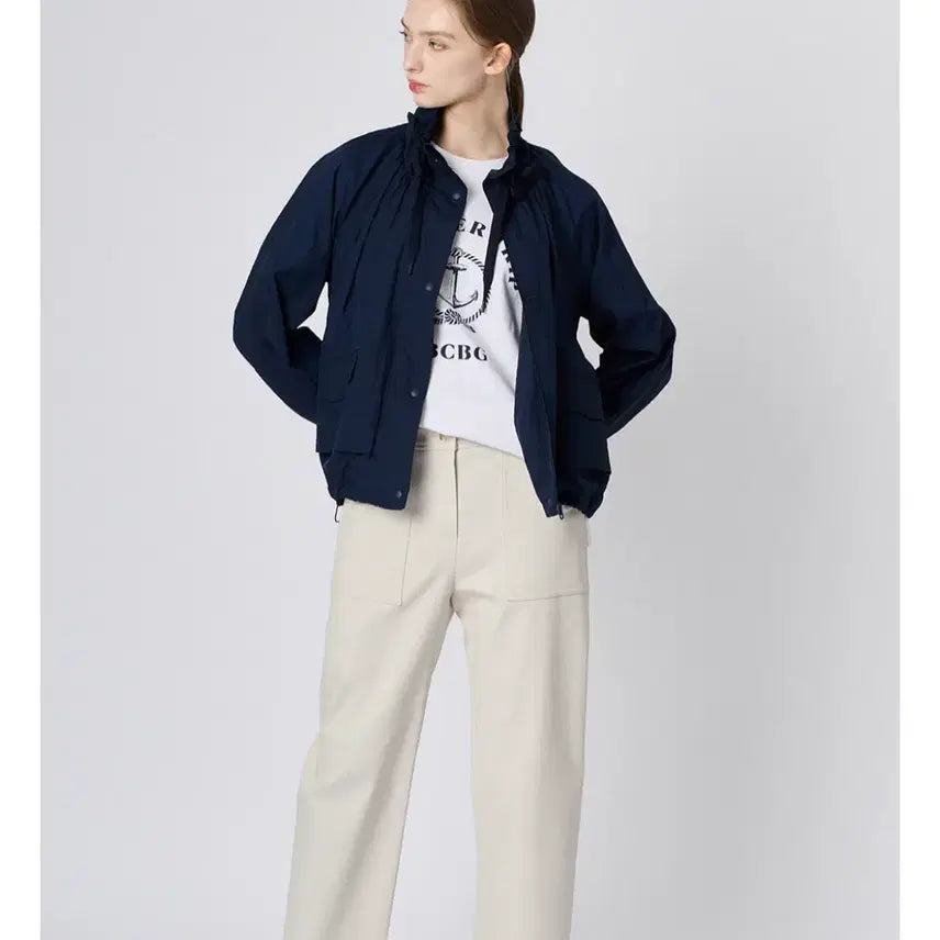 [BUNJANG] BCBG 22년 바스락 초경량 자켓 점퍼 간절기 야상 사파리 네이비 바막 / BCBG 22년 바스락 초경량 자켓 점퍼 간절기 야상 사파리 네이비 바막