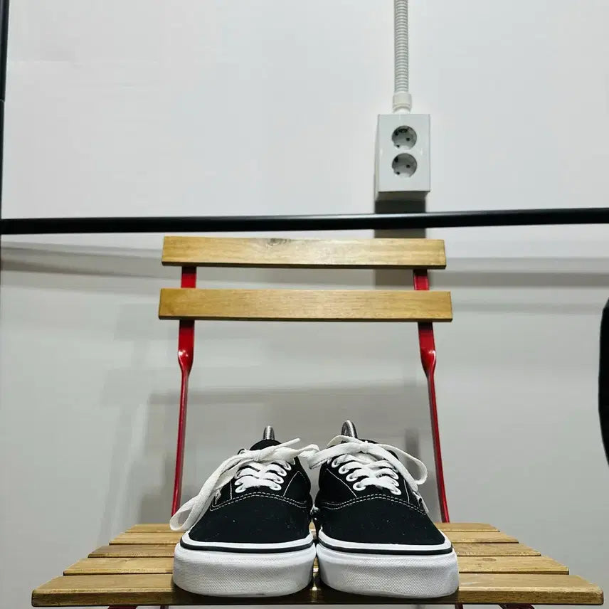 [SOLD OUT] 265) 반스 운동화 남성 남자 신발 어센틱 블랙 화이트