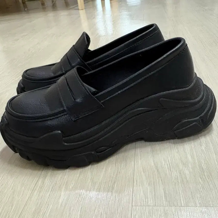 [SOLD OUT] 레이지앤 키높이  로퍼