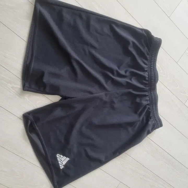 [SOLD OUT] 아디다스 블랙 반바지