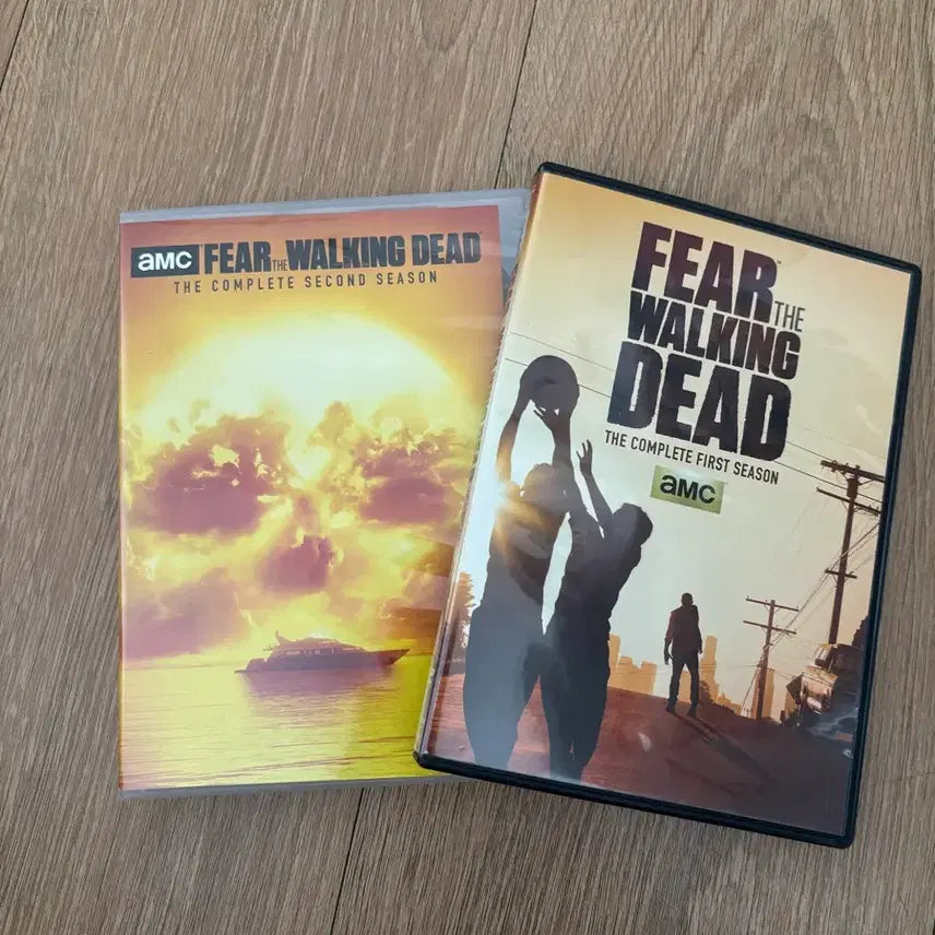 [BUNJANG] Fear the Walking Dead Season 1+2 DVD Set / 피어 더 워킹 데드 시즌1+2 DVD 세트