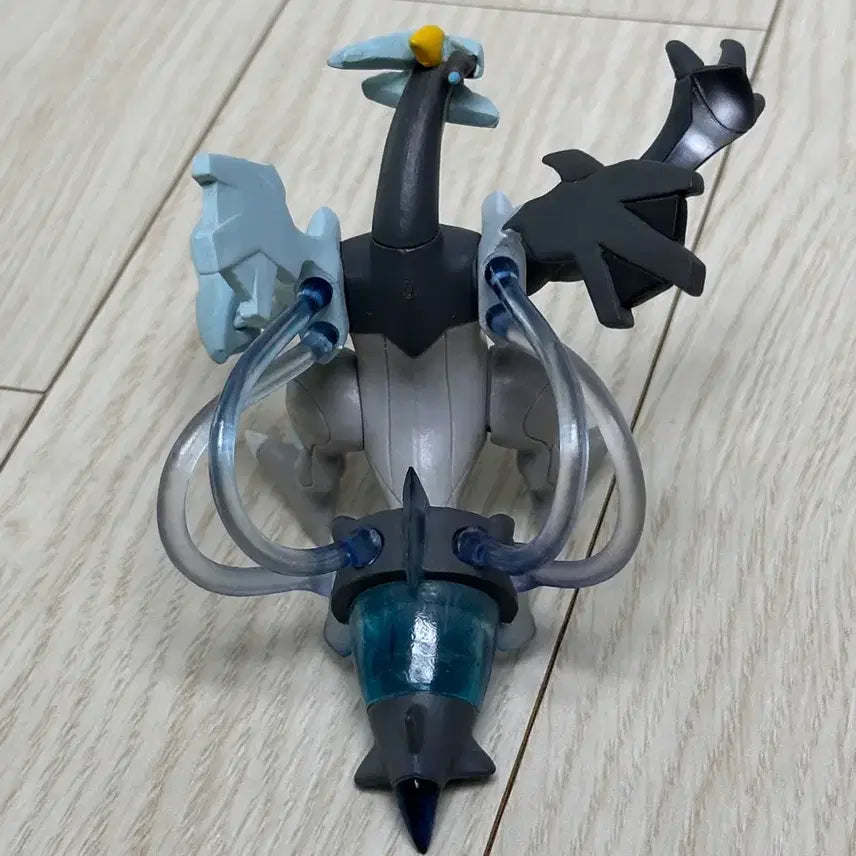 [SOLD OUT] 포켓몬 입체도감 블랙 화이트 큐레무 제크로무 레시라무 4종 피규어