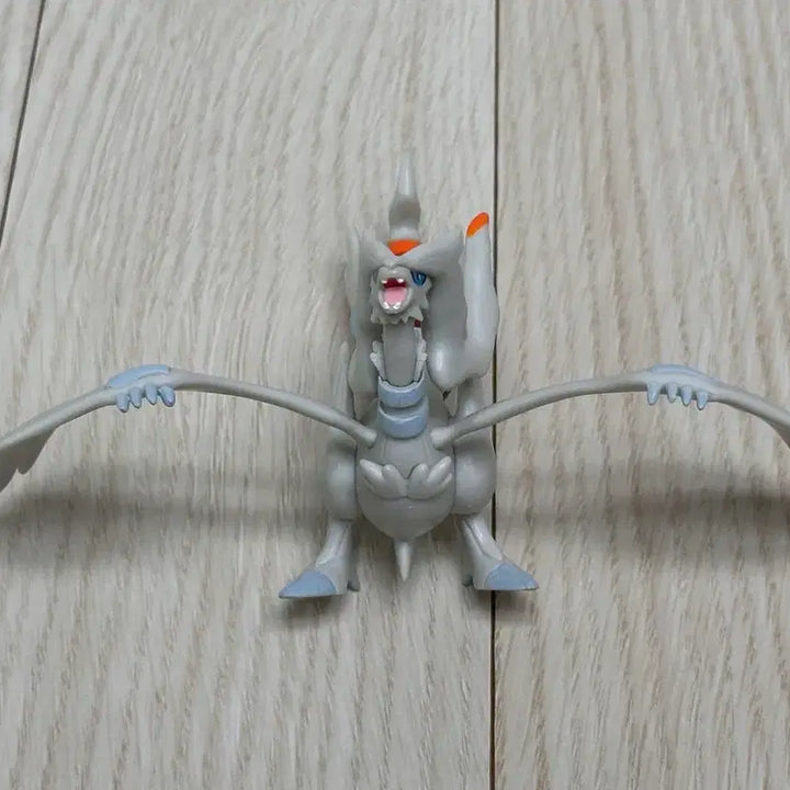 [SOLD OUT] 포켓몬 입체도감 블랙 화이트 큐레무 제크로무 레시라무 4종 피규어