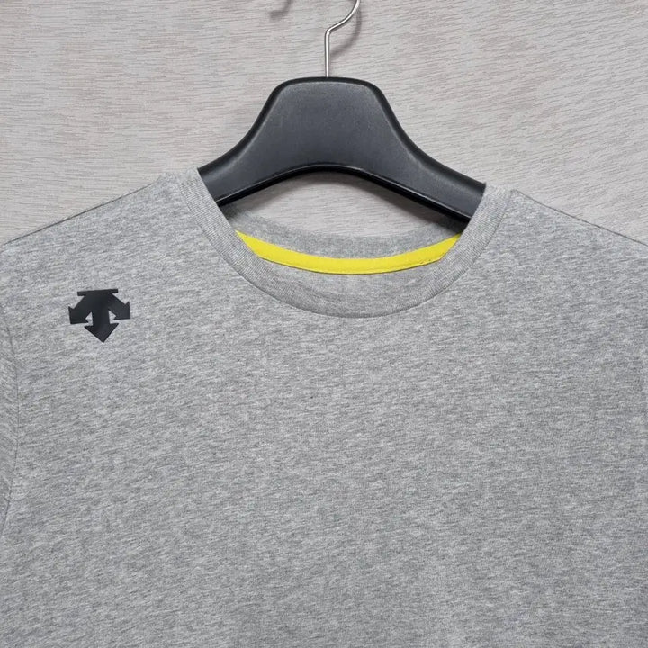 [BUNJANG] Descente Round Neck T-shirt (Men&