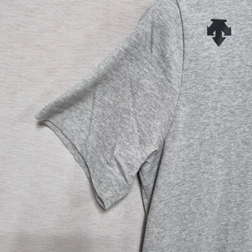 [BUNJANG] Descente Round Neck T-shirt (Men&