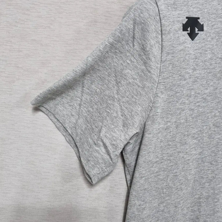 [BUNJANG] Descente Round Neck T-shirt (Men&