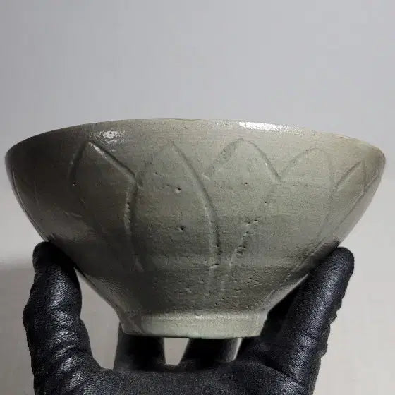 [BUNJANG] Goryeo Celadon Lotus Petal Bowl / 고려청자 연판문발(진품보장)