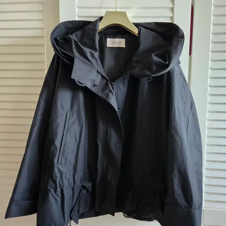 [BUNJANG] SJ SJ Black Hooded Parka Jacket / SJ SJ 블랙 후드 야상 점퍼
