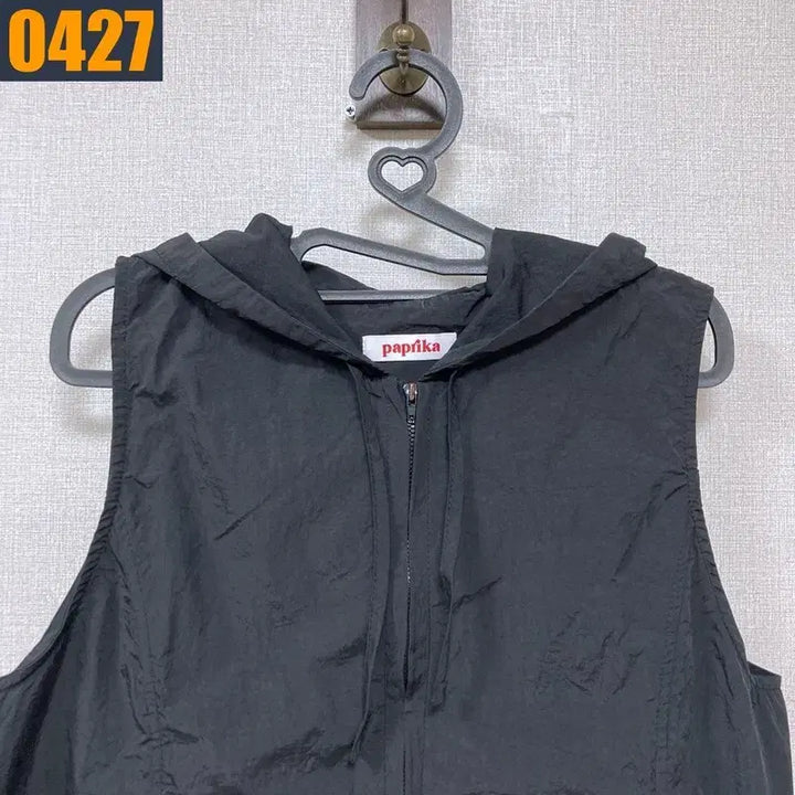 [BUNJANG] PAPLIKA Nylon Hooded Vest M / 95 PAPLIKA 나일론 후드 조끼 베스트 M