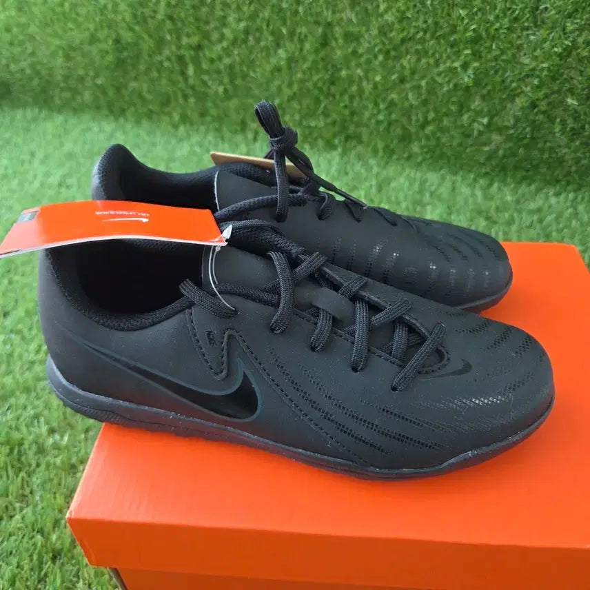 [BUNJANG] Nike Kids Futsal Shoes Black / 나이키 키즈 풋살화 축구화 블랙