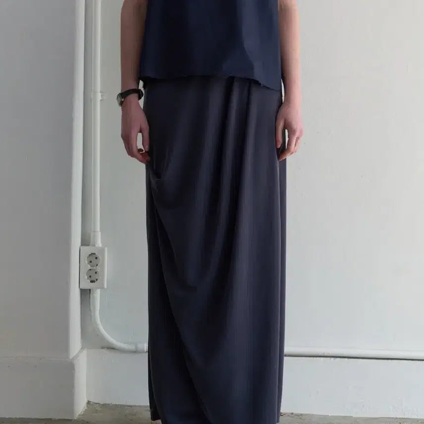 [BUNJANG] Pica Draped Maxi Skirt - Navy / Pica DRAPED MAXI SKIRT navy 파이카 치마 스커트