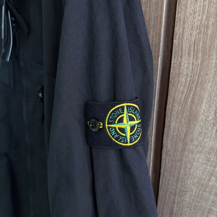 [BUNJANG] Stone Island Old Treatment Overshirt Black (XL) / 새상품(XL)스톤아일랜드 올드 트리트먼트 오버셔츠 블랙