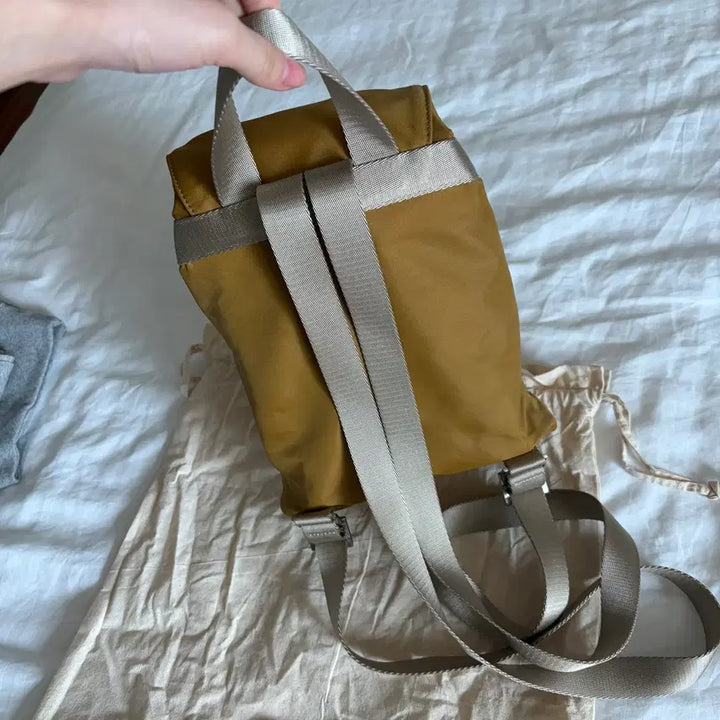 [BUNJANG] Minitmute Clo Backpack Khaki / 미닛뮤트 클로 백팩 카키