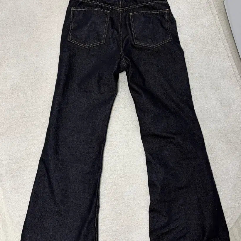 [BUNJANG] Semi Flare Jeans / 세미 플레어 진