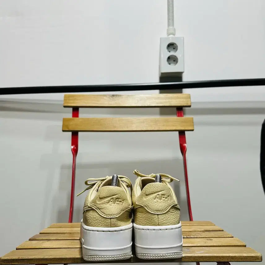 [BUNJANG] Nike Air Force 1 Sage Low Desert Women&