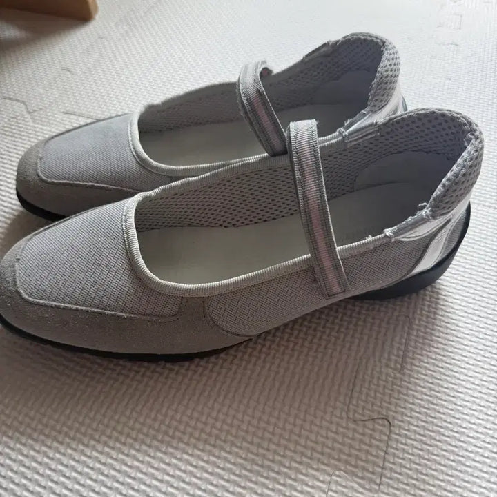 [BUNJANG] Rockfish Mary Jane Flats / 락피쉬 메리제인 230