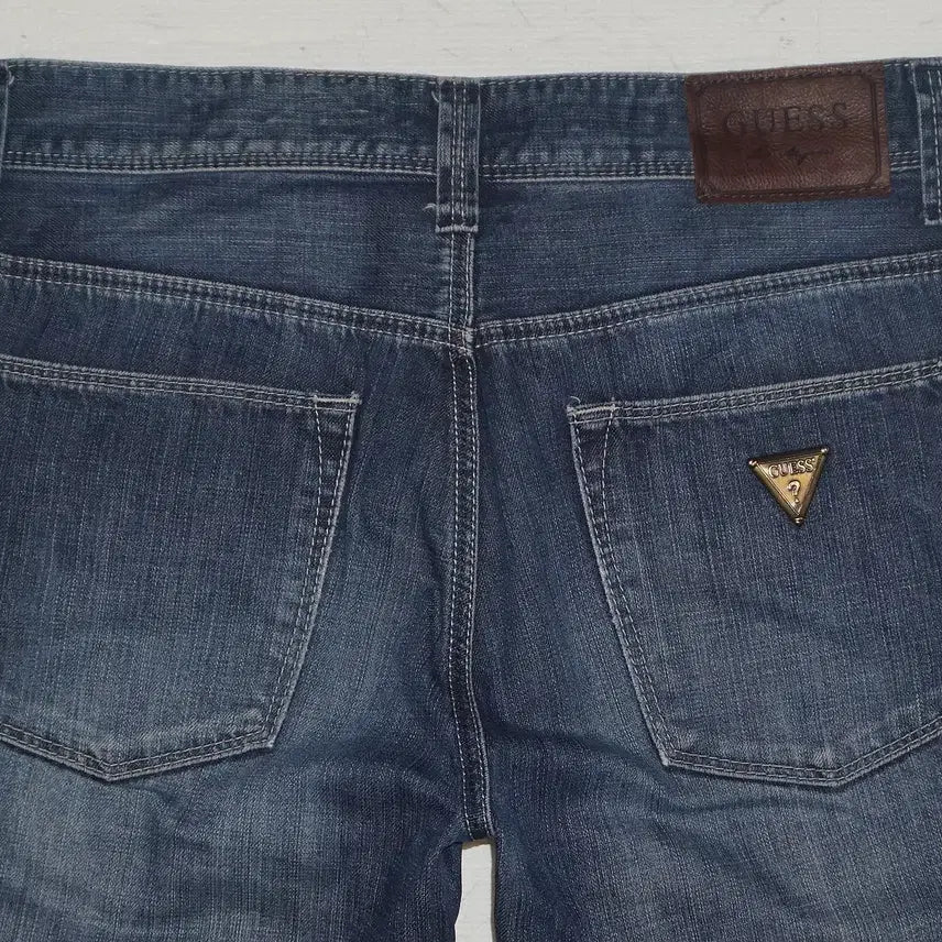 [BUNJANG] Guess Straight-Fit Jeans (Size 31) / (31사이즈)게스청바지