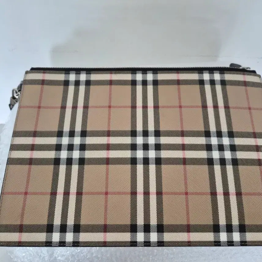 [BUNJANG] Burberry Check Pattern Clutch Bag / 버버리 체크 패턴 클러치 백