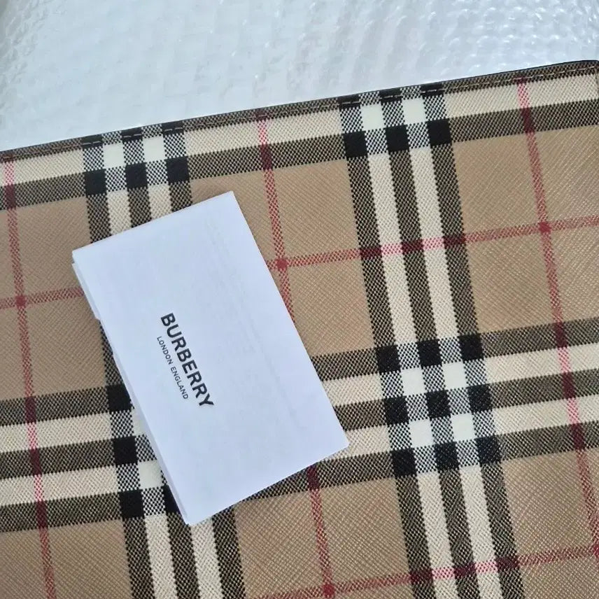 [BUNJANG] Burberry Check Pattern Clutch Bag / 버버리 체크 패턴 클러치 백
