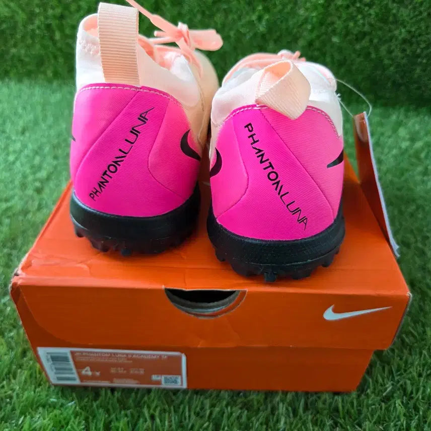 [BUNJANG] Nike Kids Futsal Shoes Pink/Ivory New / 나이키 키즈 풋살화 축구화 핑크/아이보리 새상품