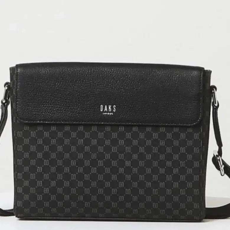 [BUNJANG] DAKS Crossbody Bag / 닥스 DAKS 크로스백