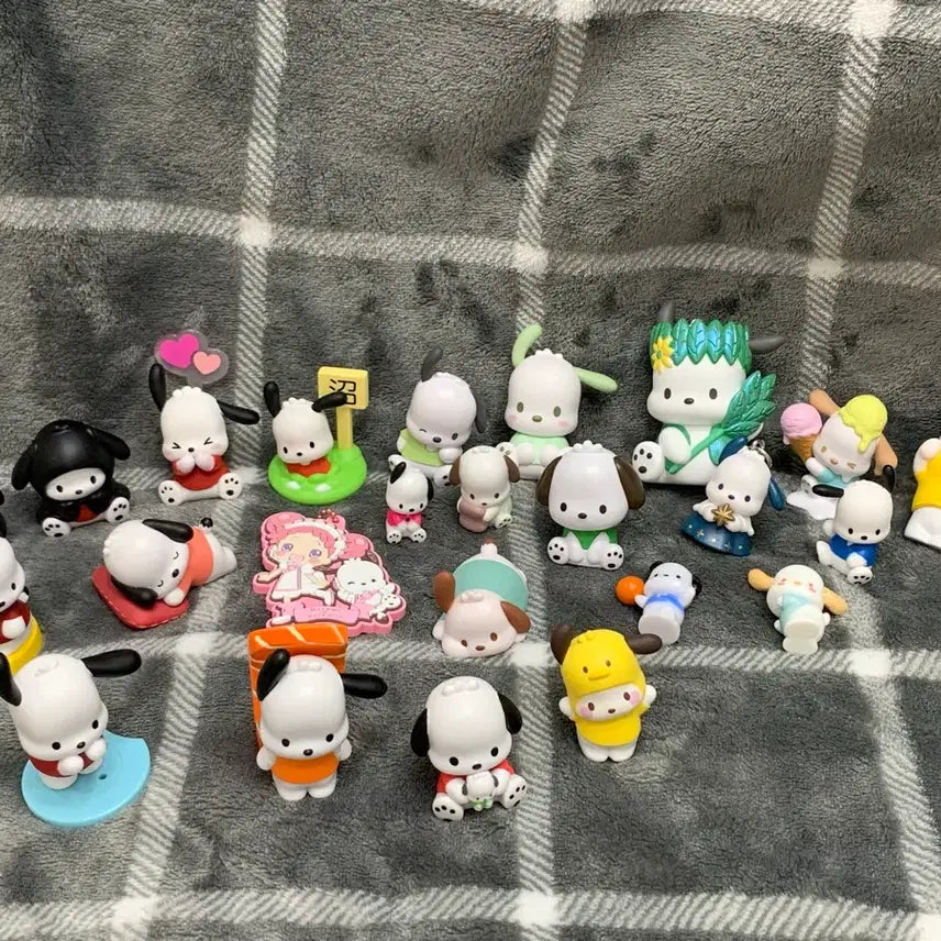 [BUNJANG] Pochacco Figure Gacha Bundle Set / 포차코 피규어 가챠 일괄