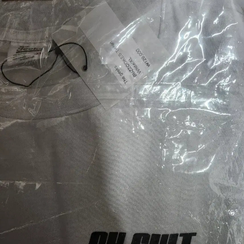 [BUNJANG] 더 긱스 BUZZCOKES T-shirt  XL 새상품 판매 / 더 긱스 BUZZCOKES T-shirt  XL 새상품 판매