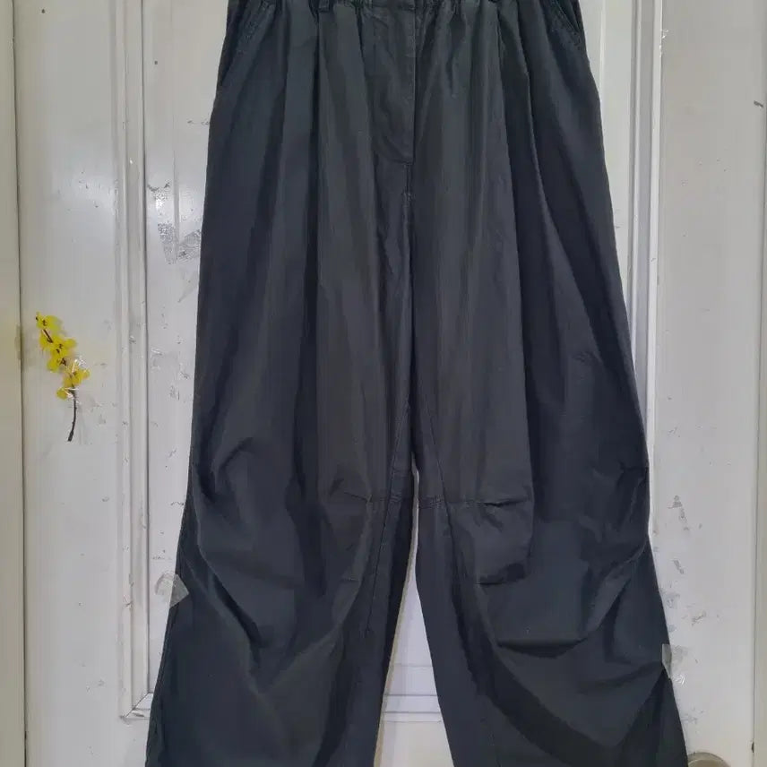 [BUNJANG] Woven Wide-Leg Pants - Size 77 / 봄 여름  요즘유행하는  바스락 면  밴딩  와이드 통바지   77사이즈