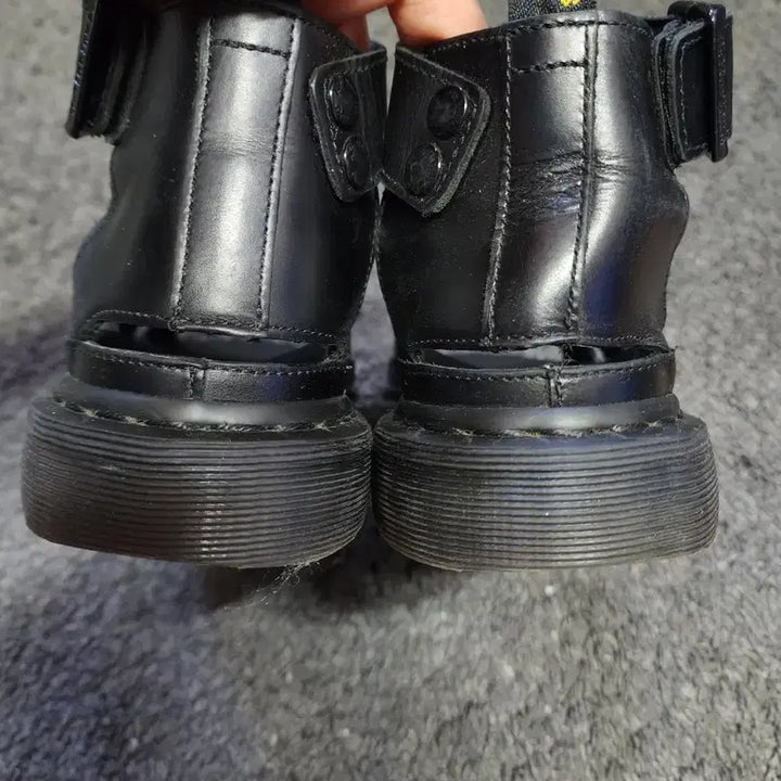 [BUNJANG] Dr. Martens Clarissa Women&