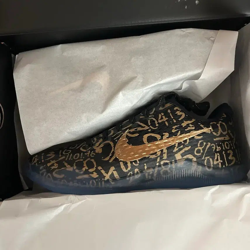 [BUNJANG] Nike Kobe 11 Protro US 9.5 / 코비 11 프로트로 275