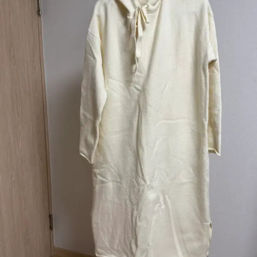 [BUNJANG] Ivory Hooded Long Dress / 아이보리 후드 롱 원피스