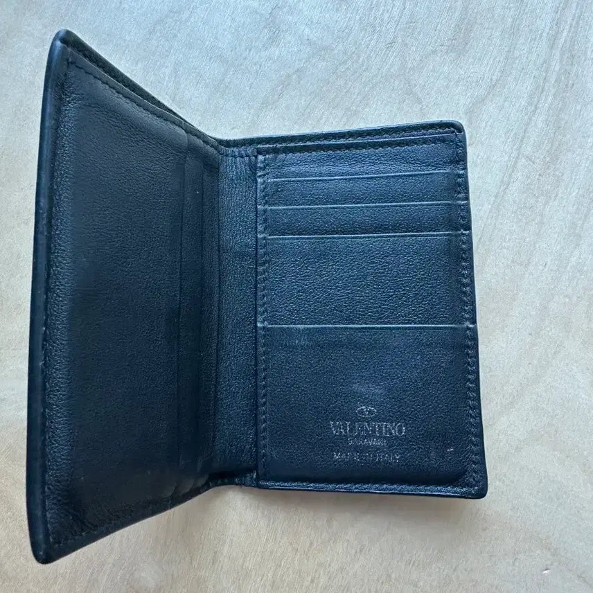 [BUNJANG] Valentino Rockstud Cardholder / [정품] 발렌티노 락스터드 카드지갑 판매합니다