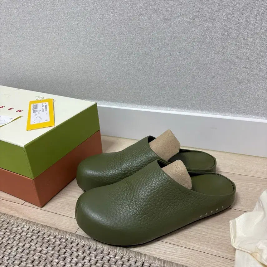 [BUNJANG] Marni Grain Leather Mule Clogs Khaki / 마르니 그레인 레더 뮬 클로그 카키 37.5