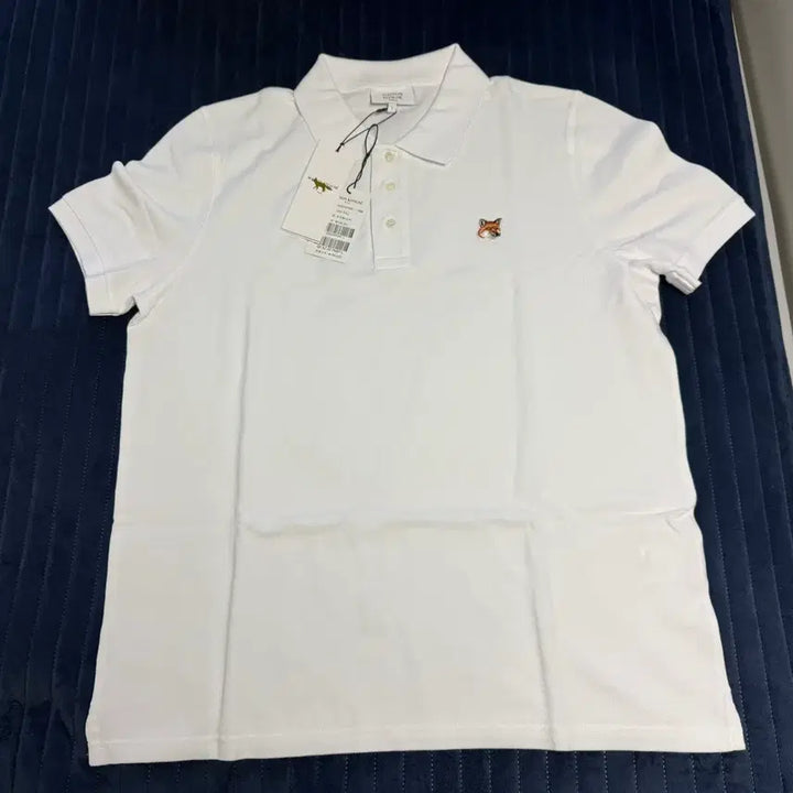 [BUNJANG] Maison Kitsuné Fox Embroidery White Polo Shirt / 메종키츠네 폭스 자수 화이트 폴로티 새상품