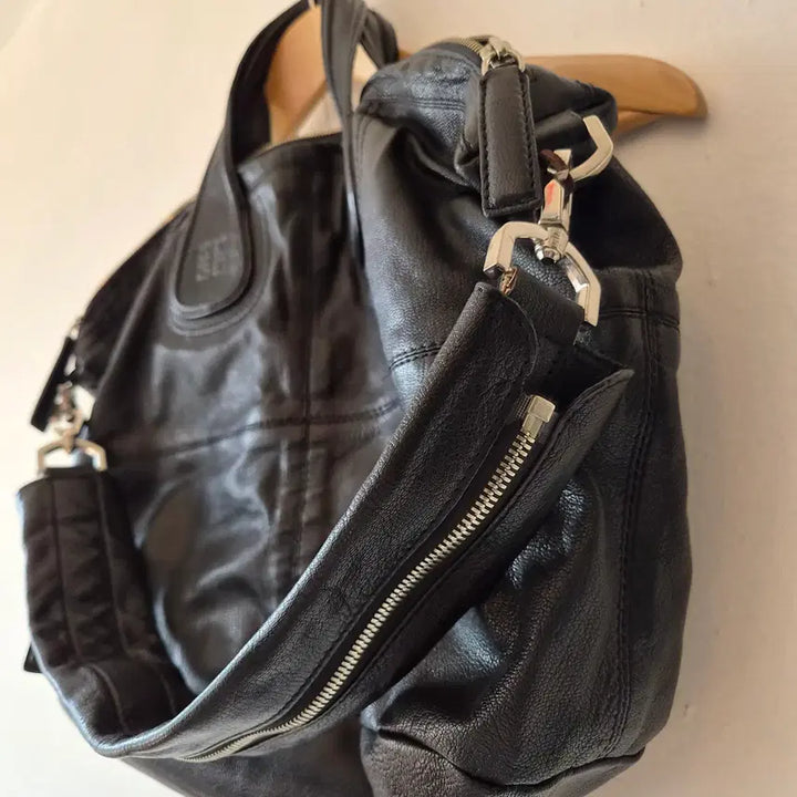 [BUNJANG] Givenchy Nightingale Black Lambskin Leather Tote Bag / 지방시 givenchy 나이팅게일 블랙 램스킨 가죽 토트백