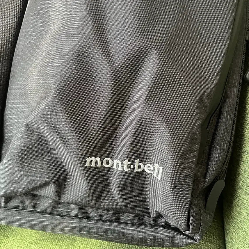 [SOLD OUT] 몽벨 유틸리티백