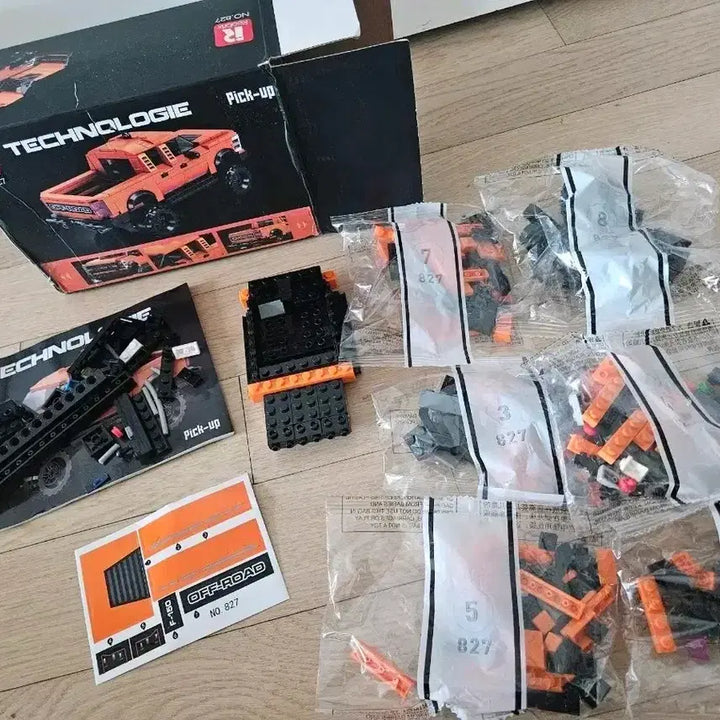 [BUNJANG] LEGO Technic Off-Road Pickup Truck Building Kit / 레고 테크닉 오프로드 픽업트럭 조립키트