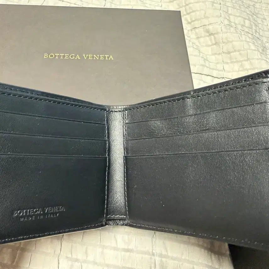 [BUNJANG] Bottega Veneta Bi-Fold Wallet Black / 보테가 베네타 반지갑 판매합니다. (풀박스 상태ss)
