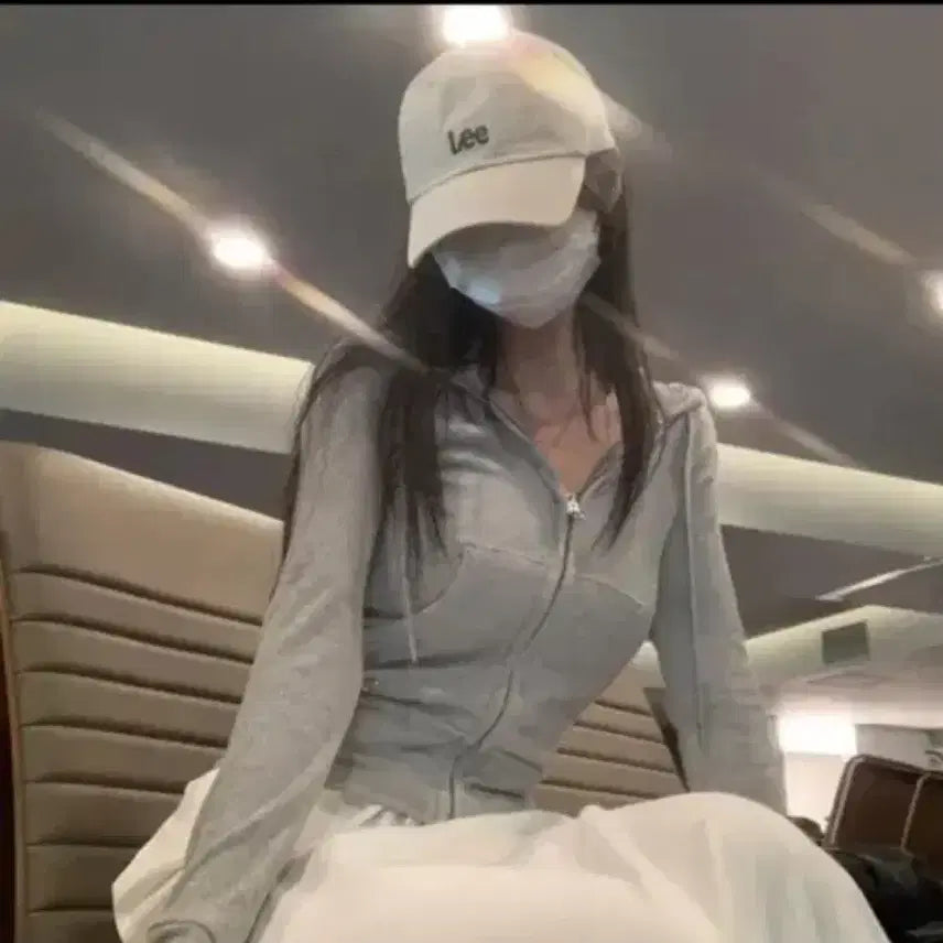 [BUNJANG] KCHI Made Slim Ribbed Hoodie Zip-up / [새상품] 크치made 자체제작 라인감기 골지 슬림 후드집업