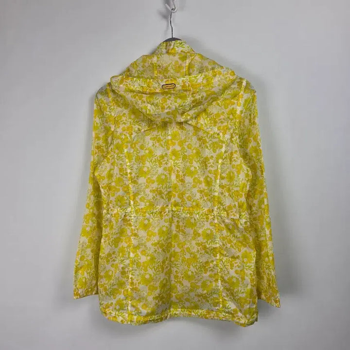 [BUNJANG] Montpic Yellow Flower Lightweight Hooded Windbreaker Jacket (Women&