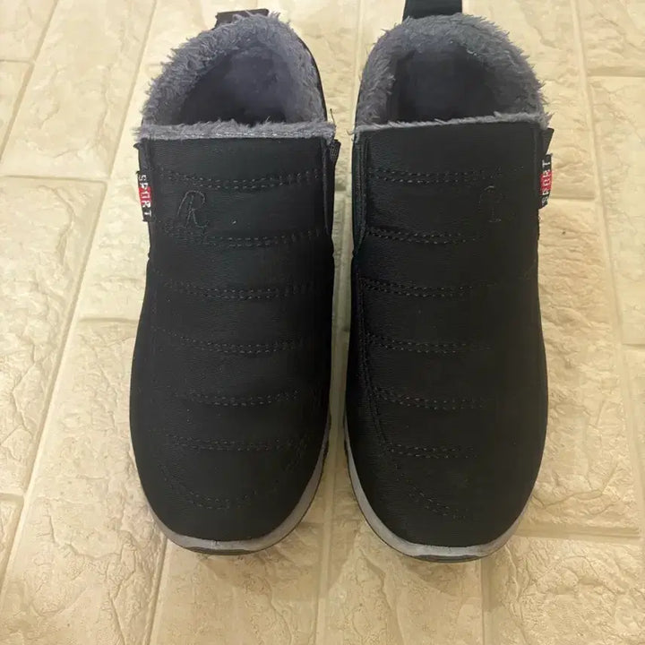 [BUNJANG] Black Fur-Lined Winter Boots / 블랙 털 안감 방한화