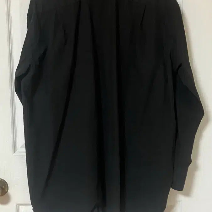 [BUNJANG] [M] 요코사카모토 레귤러 카라 셔츠 블랙 / [M] 요코사카모토 레귤러 카라 셔츠 블랙