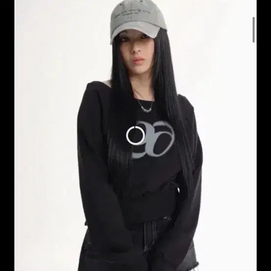 [SOLD OUT] 애즈온 오프숄더 블랙 크롭 맨투맨 MANDY SWEATSHI RT