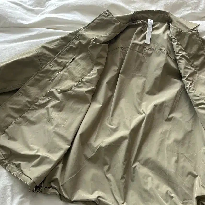 [BUNJANG] Lululemon Oversized Coach Jacket Khaki / 룰루레몬 오버사이즈 코치 자켓 카키 정품 새상품