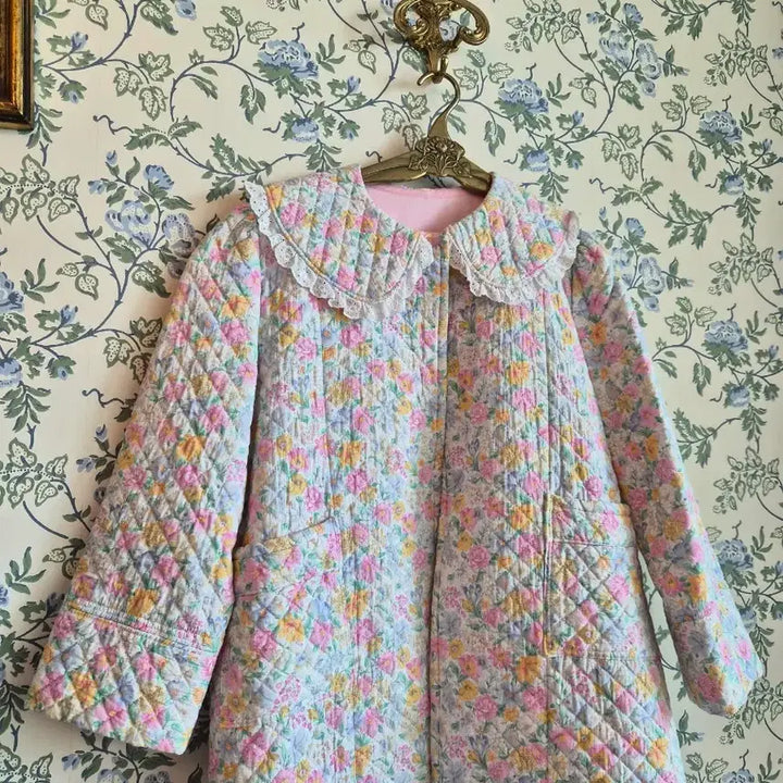 [BUNJANG] European Antique Vintage Quilted Floral Long Jacket / 유럽 엔틱 빈티지 누빔 퀼팅  플라워 롱 자켓