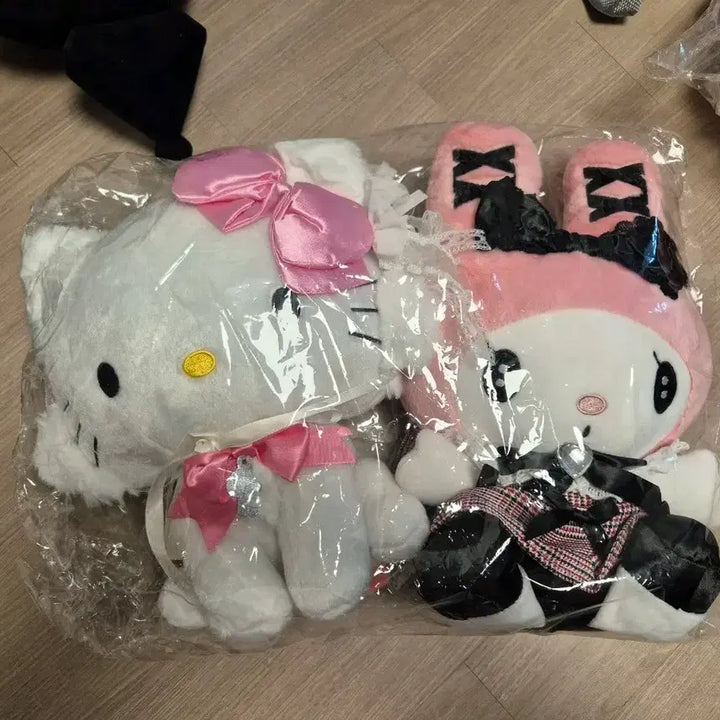 [BUNJANG] Kuromi My Melody Midnight Plush Doll with Tag / 쿠로미 마이멜로디 미드나잇 인형 택O